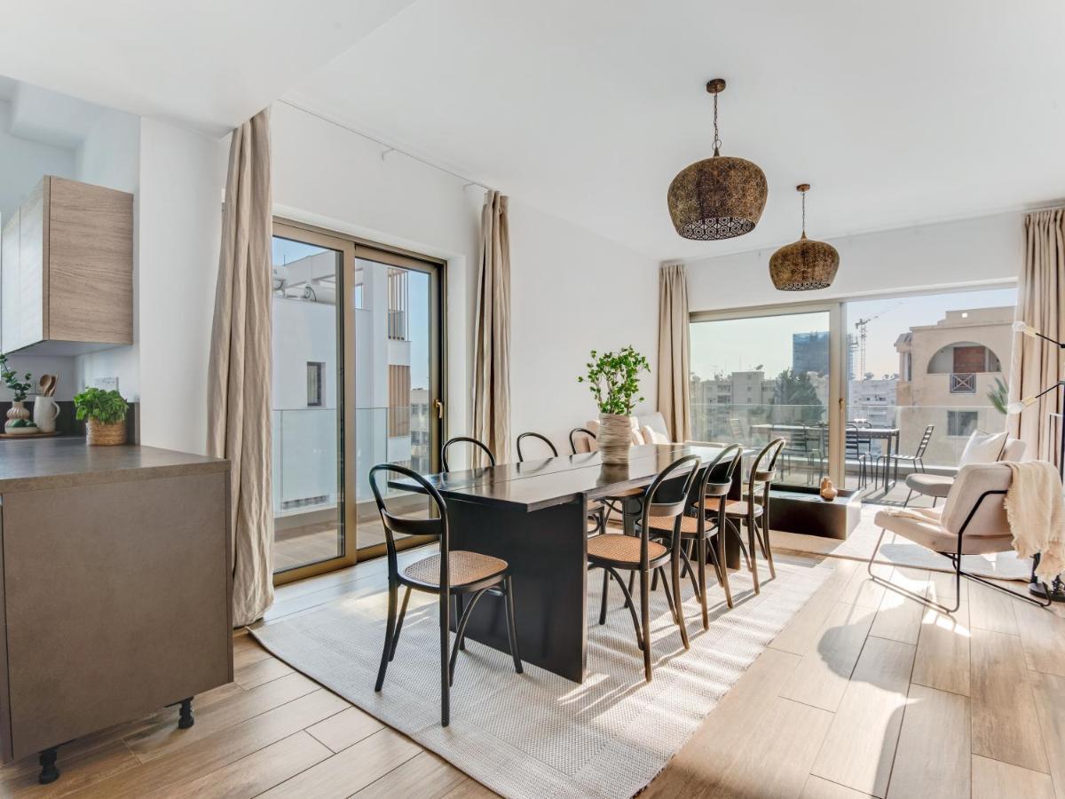 Sanders Evolution Apartment Limassol Ngoại thất bức ảnh